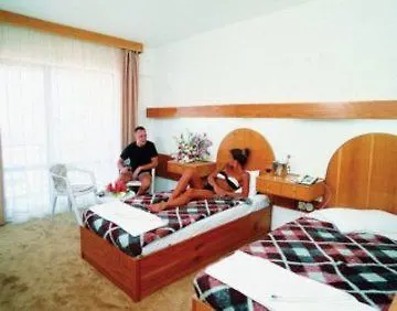 Hotel Ozka 3*